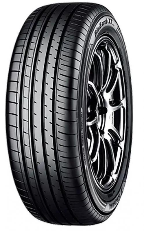 Yokohama BluEarth-XT AE61 215/50 R18 92V